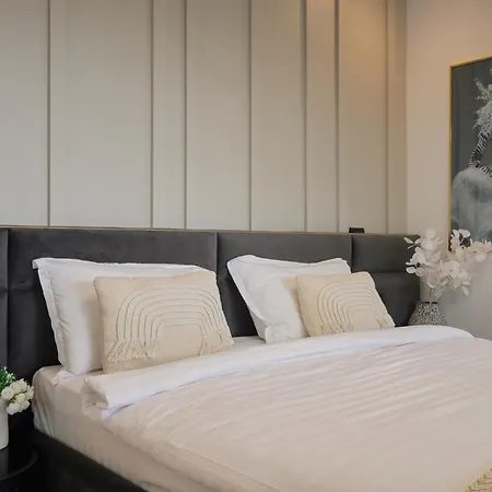 City View - Luxury Apartment A - Old City - Victoriei Bucarest Extérieur photo
